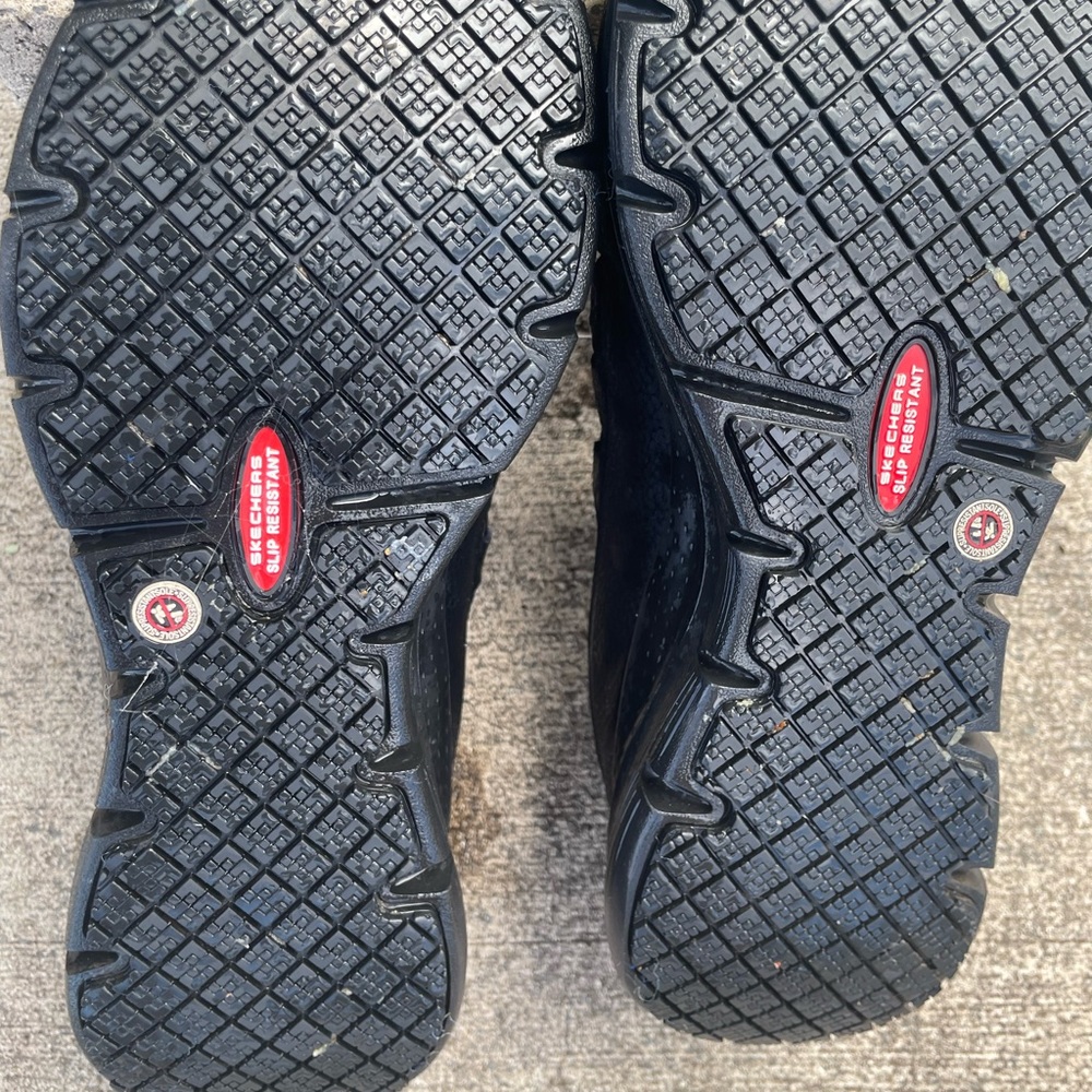 Skechers work shoe slip resistant slip on